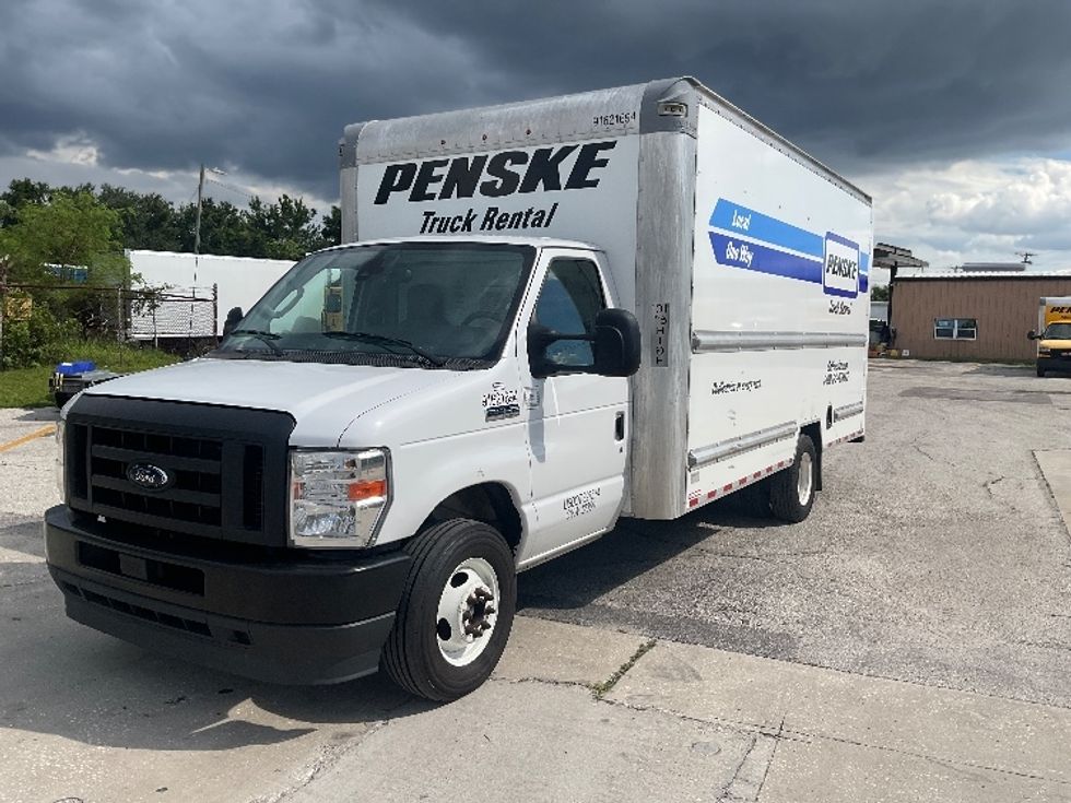 Light Duty Box Truck-Light and Medium Duty Trucks-Ford-2022-E350-Tampa-FL-190,055\n\t\tmiles-$ 17,500 - Image 3