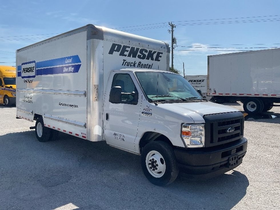 Light Duty Box Truck-Light and Medium Duty Trucks-Ford-2022-E350-Tampa-FL-73,577\n\t\tmiles-$ 36,250 - Image 1