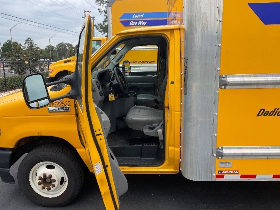 Light Duty Box Truck-Light and Medium Duty Trucks-Ford-2022-E350-Tampa-FL-77,884\n\t\tmiles-$ 29,500 - Image 13