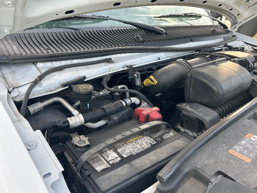 Light Duty Box Truck-Light and Medium Duty Trucks-Ford-2022-E350-Tampa-FL-89,175\n\t\tmiles-$ 33,500 - Image 23