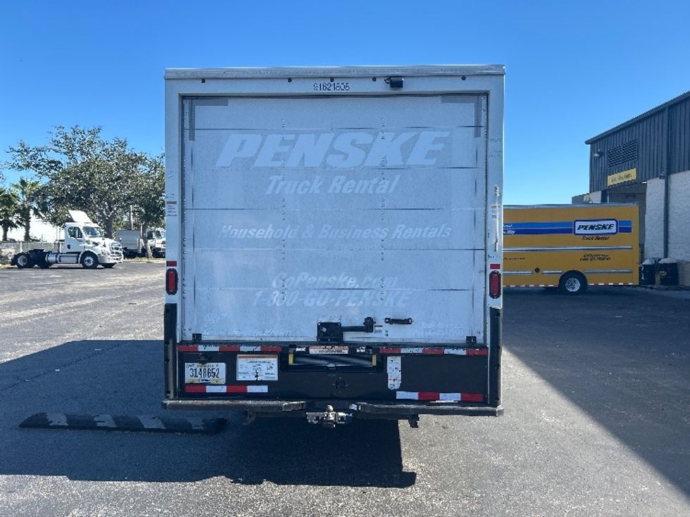 Light Duty Box Truck-Light and Medium Duty Trucks-Ford-2022-E350-Tampa-FL-89,445\n\t\tmiles-$ 33,500 - Image 7