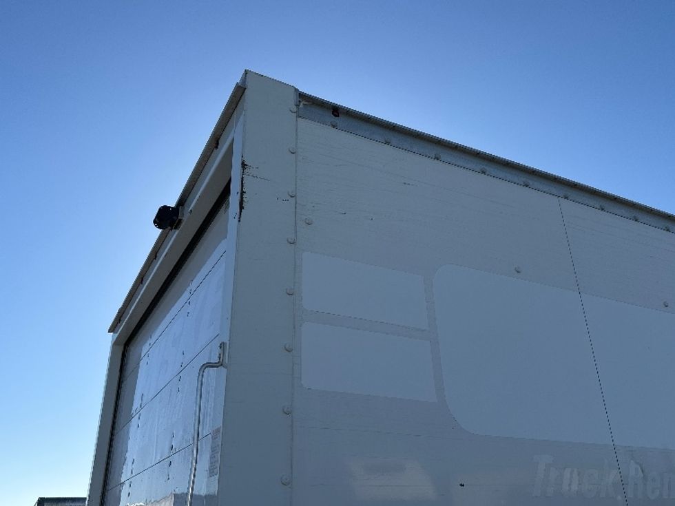Light Duty Box Truck-Light and Medium Duty Trucks-Ford-2022-E350-Tampa-FL-99,330\n\t\tmiles-$ 32,250 - Image 30