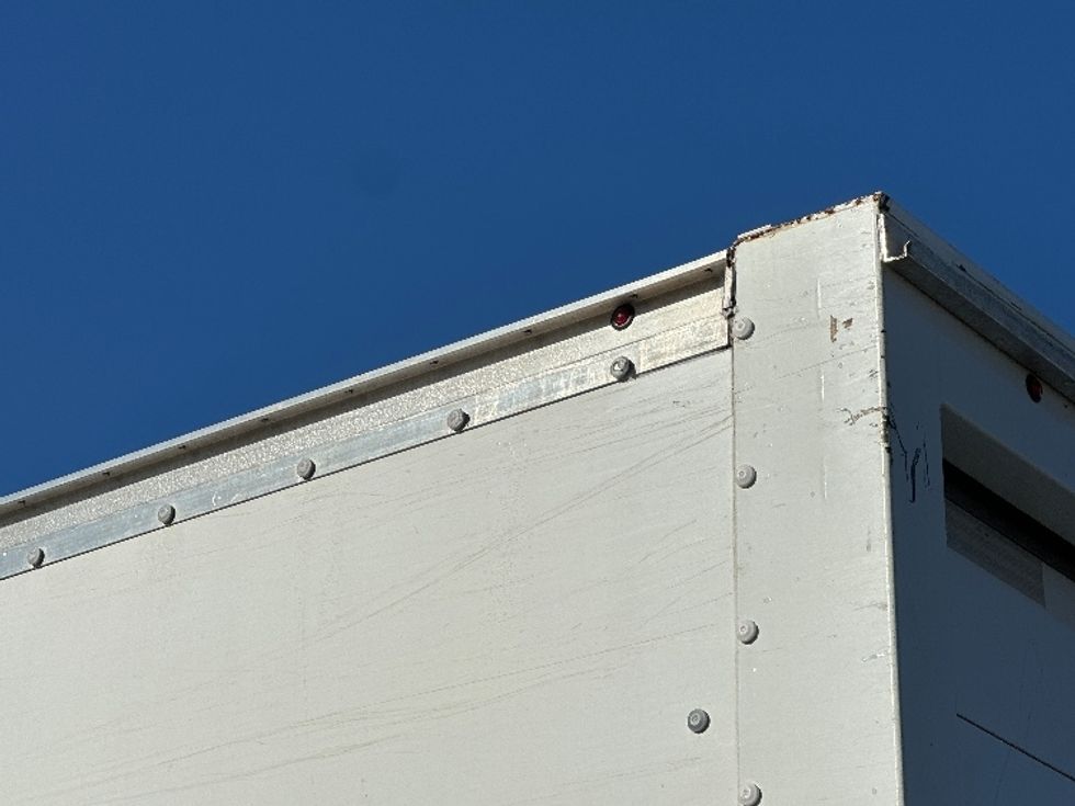 Light Duty Box Truck-Light and Medium Duty Trucks-Ford-2022-E350-Tampa-FL-99,330\n\t\tmiles-$ 32,250 - Image 32