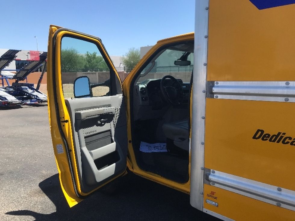 Light Duty Box Truck-Light and Medium Duty Trucks-Ford-2022-E350-Tempe-AZ-100,748\n\t\tmiles-$ 28,000 - Image 16