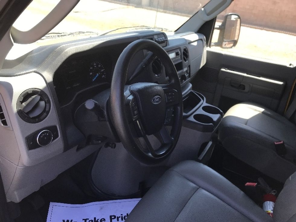 Light Duty Box Truck-Light and Medium Duty Trucks-Ford-2022-E350-Tempe-AZ-100,748\n\t\tmiles-$ 28,000 - Image 17