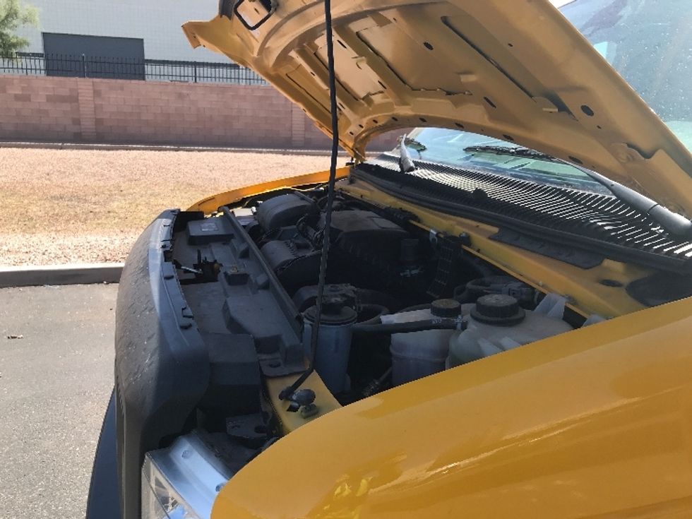 Light Duty Box Truck-Light and Medium Duty Trucks-Ford-2022-E350-Tempe-AZ-100,748\n\t\tmiles-$ 28,000 - Image 24