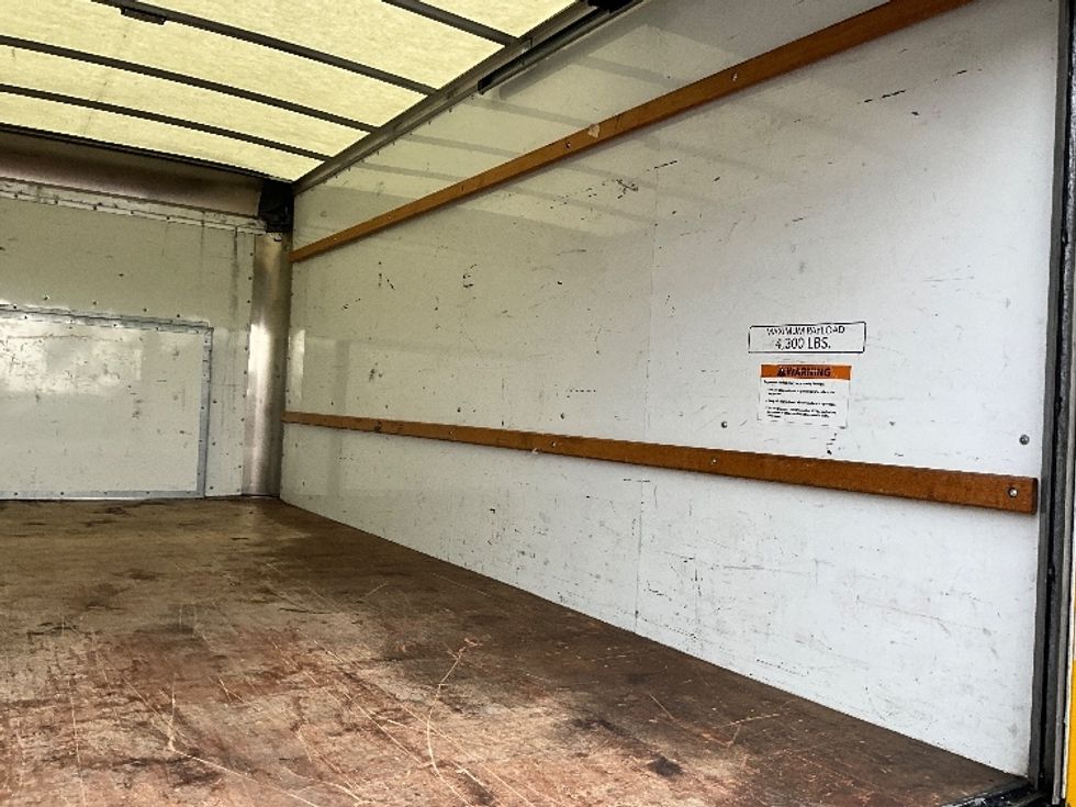 Light Duty Box Truck-Light and Medium Duty Trucks-Ford-2022-E350-Tempe-AZ-98,536\n\t\tmiles-$ 29,500 - Image 11