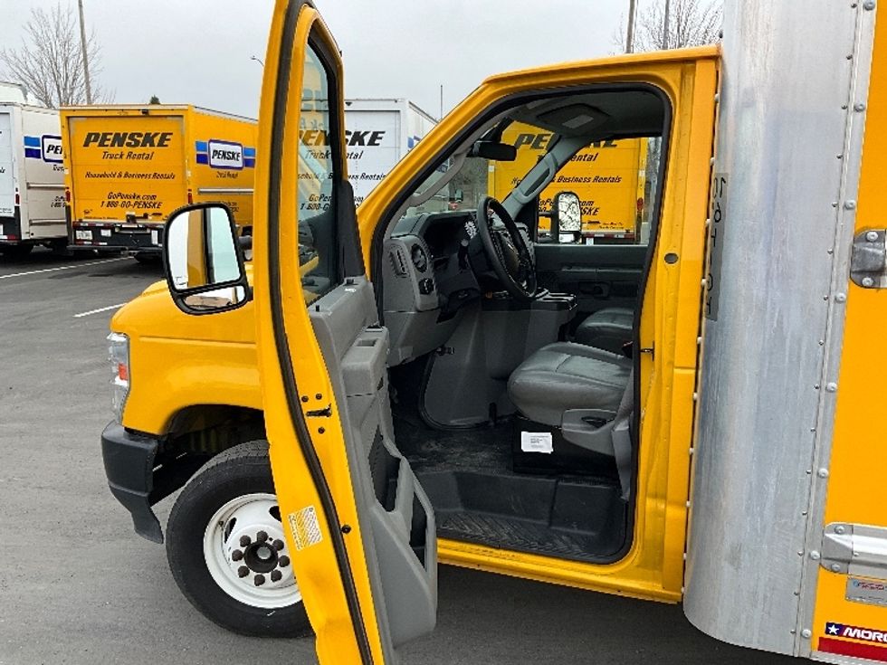 Light Duty Box Truck-Light and Medium Duty Trucks-Ford-2022-E350-Tempe-AZ-98,536\n\t\tmiles-$ 29,500 - Image 15