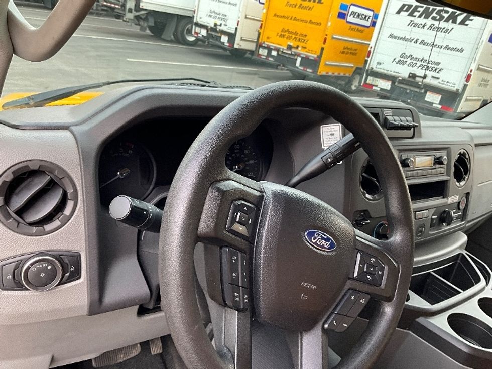 Light Duty Box Truck-Light and Medium Duty Trucks-Ford-2022-E350-Tempe-AZ-98,536\n\t\tmiles-$ 29,500 - Image 16