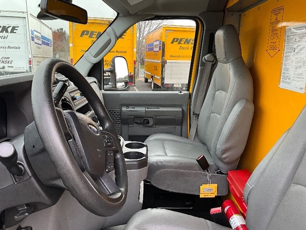 Light Duty Box Truck-Light and Medium Duty Trucks-Ford-2022-E350-Tempe-AZ-98,536\n\t\tmiles-$ 29,500 - Image 18