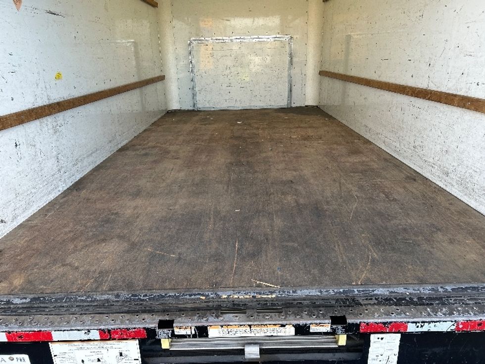 Light Duty Box Truck-Light and Medium Duty Trucks-Ford-2022-E350-Torrance-CA-106,574\n\t\tmiles-$ 29,250 - Image 10