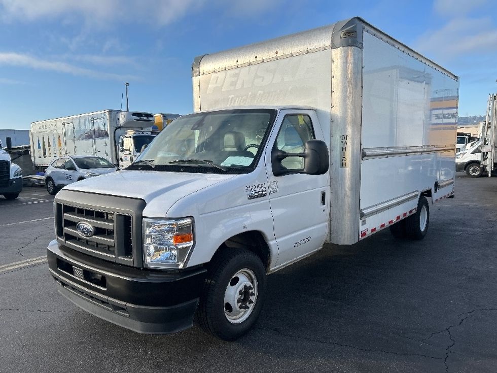 Light Duty Box Truck-Light and Medium Duty Trucks-Ford-2022-E350-Torrance-CA-106,574\n\t\tmiles-$ 29,250 - Image 3