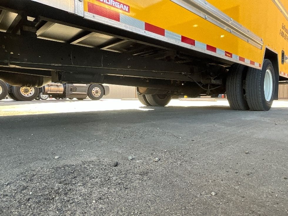 Light Duty Box Truck-Light and Medium Duty Trucks-Ford-2022-E350-Torrance-CA-54,550\n\t\tmiles-$ 40,750 - Image 5
