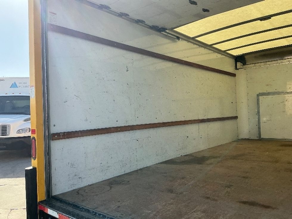 Light Duty Box Truck-Light and Medium Duty Trucks-Ford-2022-E350-Torrance-CA-58,080\n\t\tmiles-$ 32,500 - Image 11