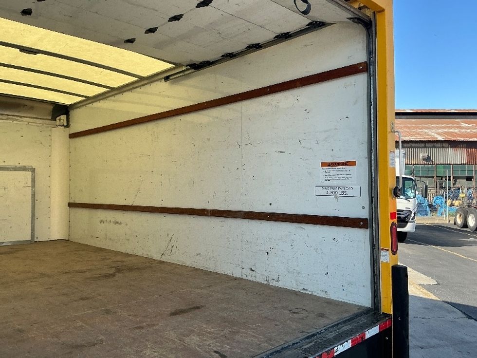 Light Duty Box Truck-Light and Medium Duty Trucks-Ford-2022-E350-Torrance-CA-58,080\n\t\tmiles-$ 32,500 - Image 12