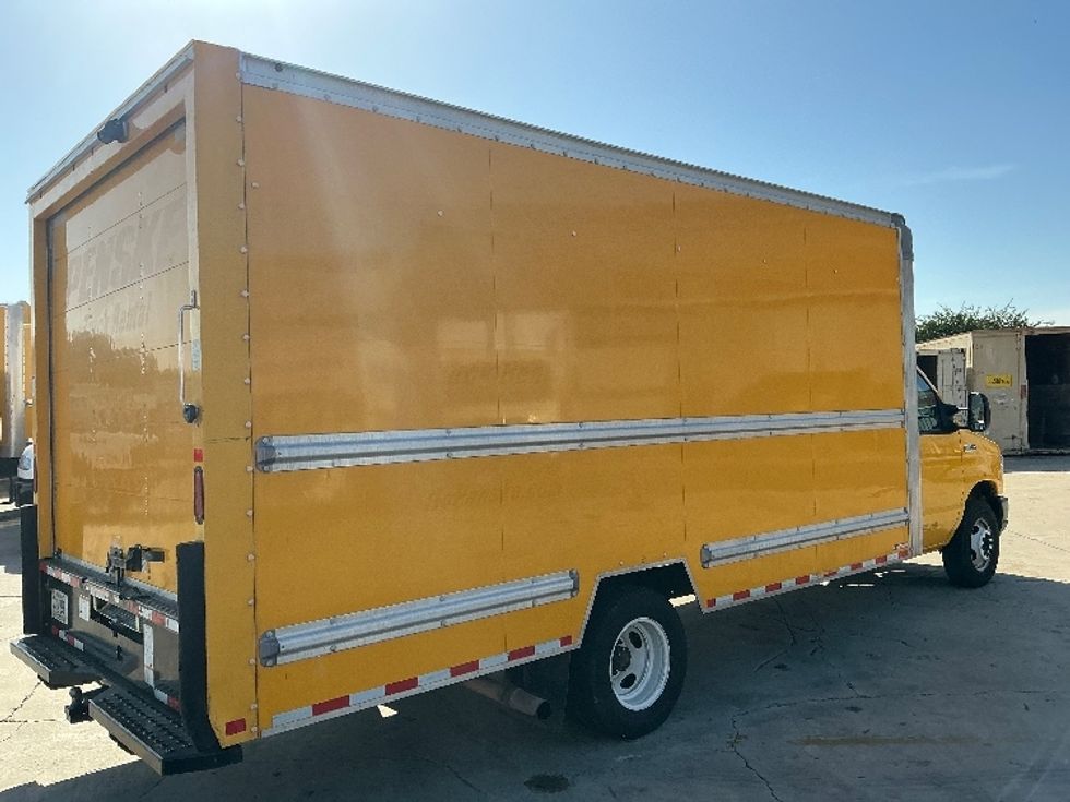 Light Duty Box Truck-Light and Medium Duty Trucks-Ford-2022-E350-Torrance-CA-58,080\n\t\tmiles-$ 32,500 - Image 13