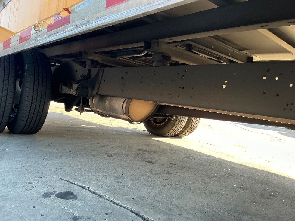 Light Duty Box Truck-Light and Medium Duty Trucks-Ford-2022-E350-Torrance-CA-58,080\n\t\tmiles-$ 32,500 - Image 14