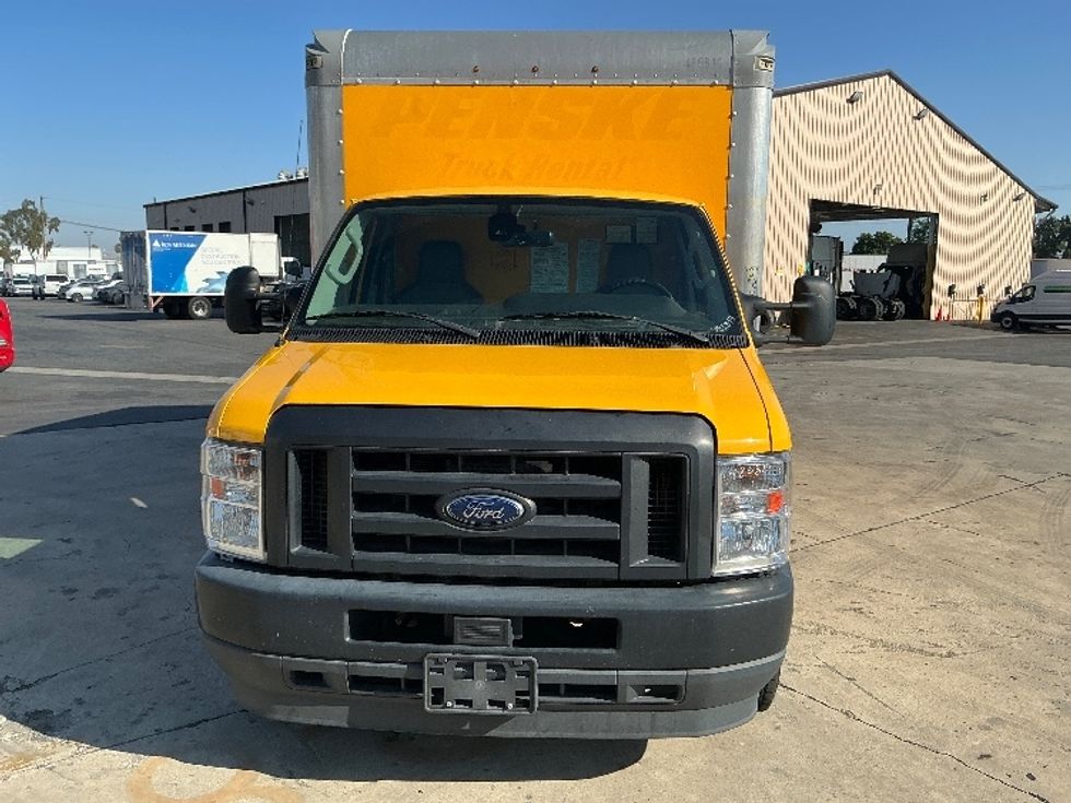 Light Duty Box Truck-Light and Medium Duty Trucks-Ford-2022-E350-Torrance-CA-58,080\n\t\tmiles-$ 32,500 - Image 2