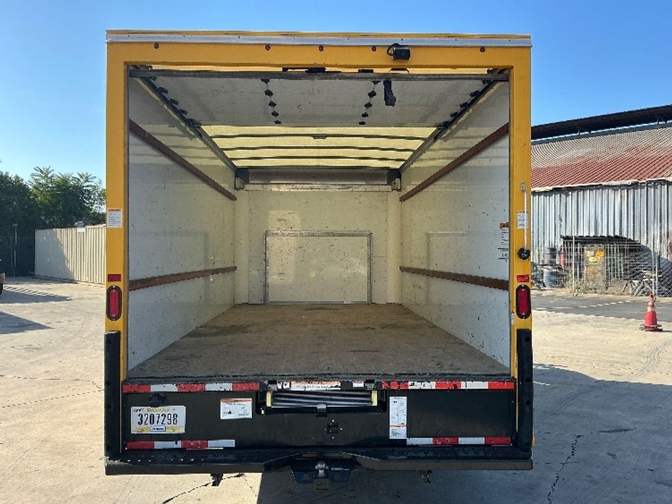 Light Duty Box Truck-Light and Medium Duty Trucks-Ford-2022-E350-Torrance-CA-58,080\n\t\tmiles-$ 32,500 - Image 8