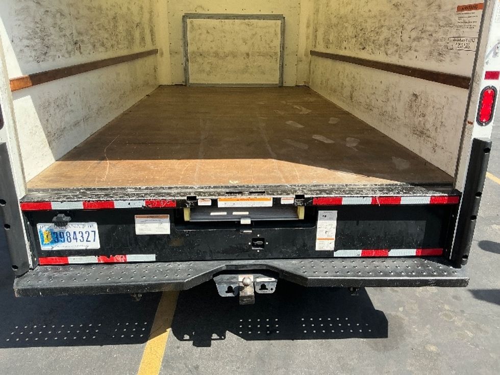 Light Duty Box Truck-Light and Medium Duty Trucks-Ford-2022-E350-Torrance-CA-97,945\n\t\tmiles-$ 28,500 - Image 10