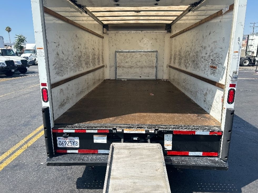 Light Duty Box Truck-Light and Medium Duty Trucks-Ford-2022-E350-Torrance-CA-98,851\n\t\tmiles-$ 31,500 - Image 10