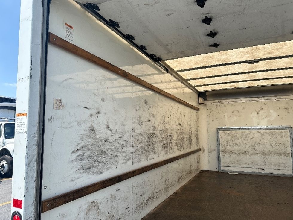 Light Duty Box Truck-Light and Medium Duty Trucks-Ford-2022-E350-Torrance-CA-98,851\n\t\tmiles-$ 31,500 - Image 11