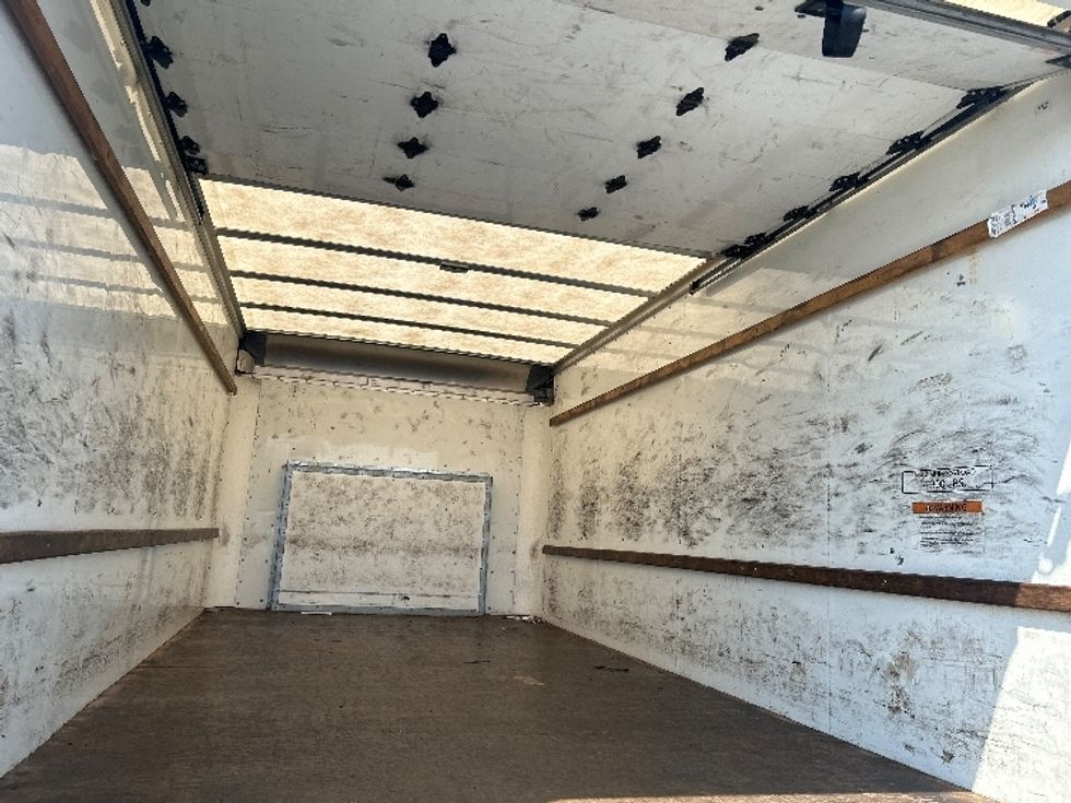 Light Duty Box Truck-Light and Medium Duty Trucks-Ford-2022-E350-Torrance-CA-98,851\n\t\tmiles-$ 31,500 - Image 12