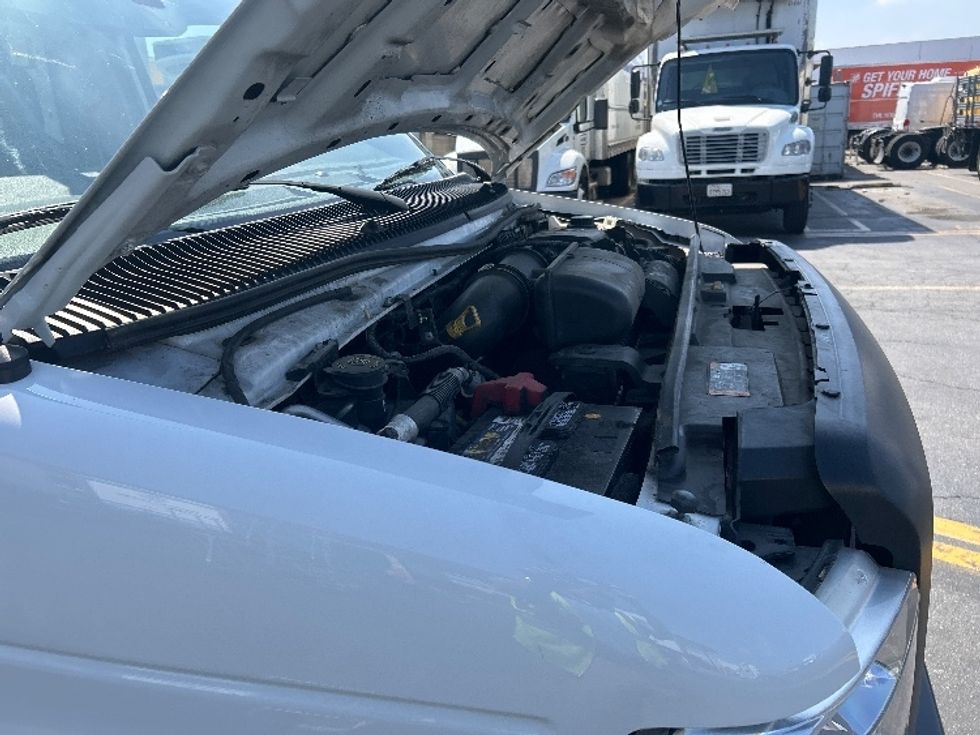 Light Duty Box Truck-Light and Medium Duty Trucks-Ford-2022-E350-Torrance-CA-98,851\n\t\tmiles-$ 31,500 - Image 23