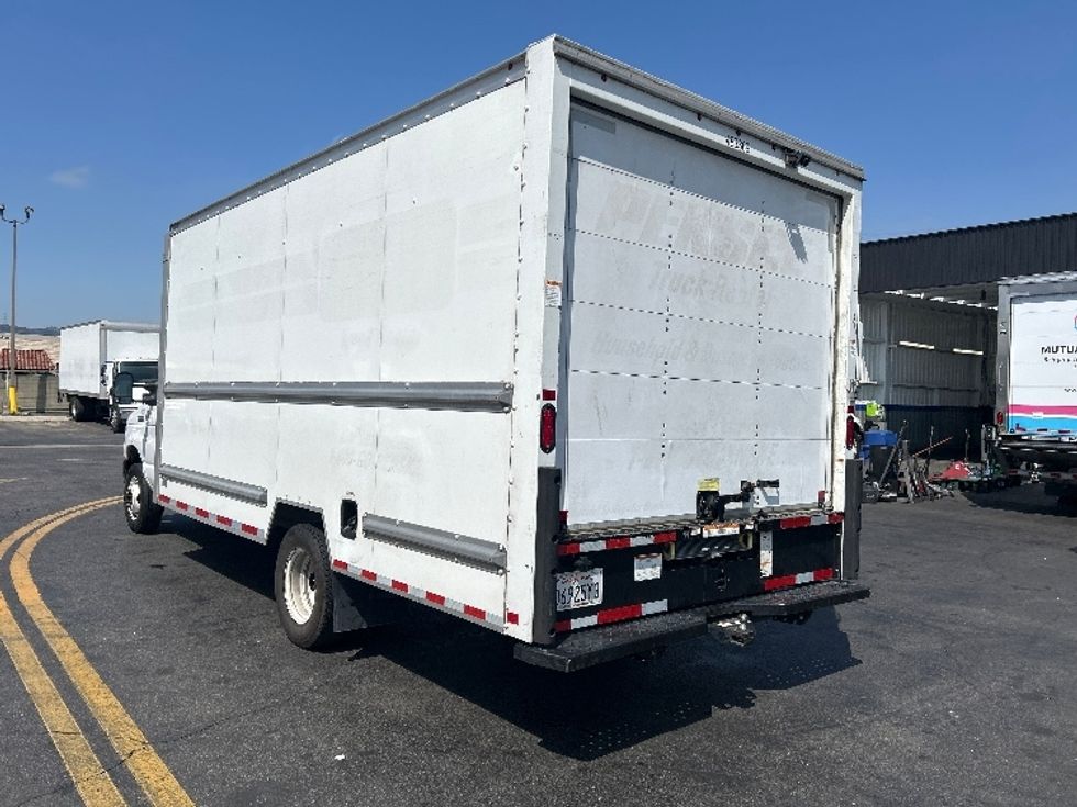 Light Duty Box Truck-Light and Medium Duty Trucks-Ford-2022-E350-Torrance-CA-98,851\n\t\tmiles-$ 31,500 - Image 6