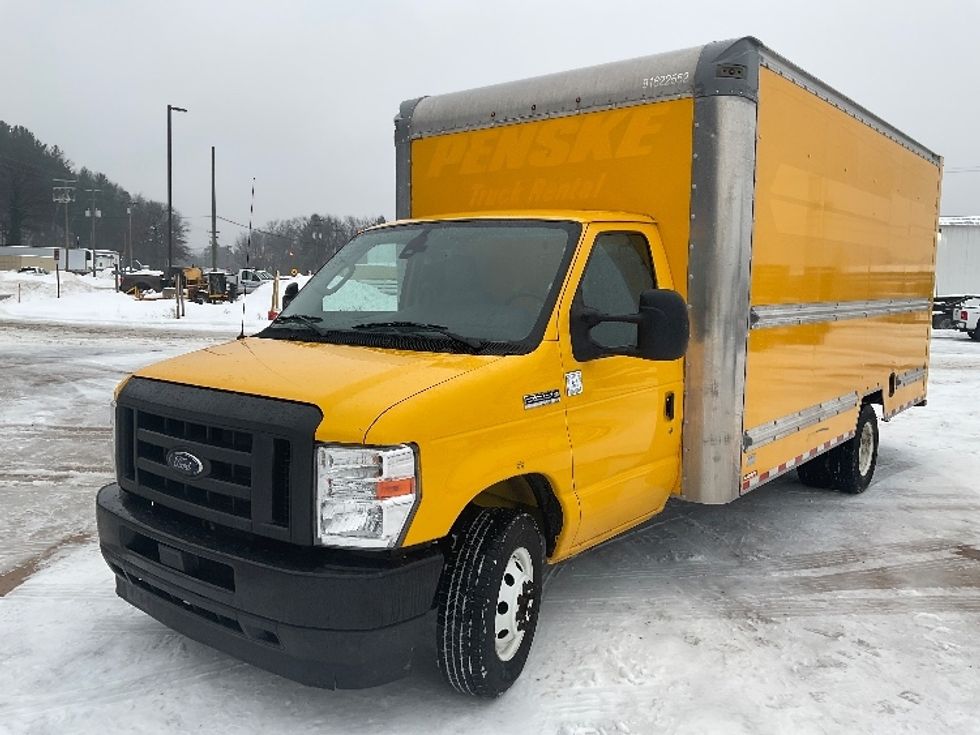 Light Duty Box Truck-Light and Medium Duty Trucks-Ford-2022-E350-Traverse City-MI-90,783\n\t\tmiles-$ 28,750 - Image 1