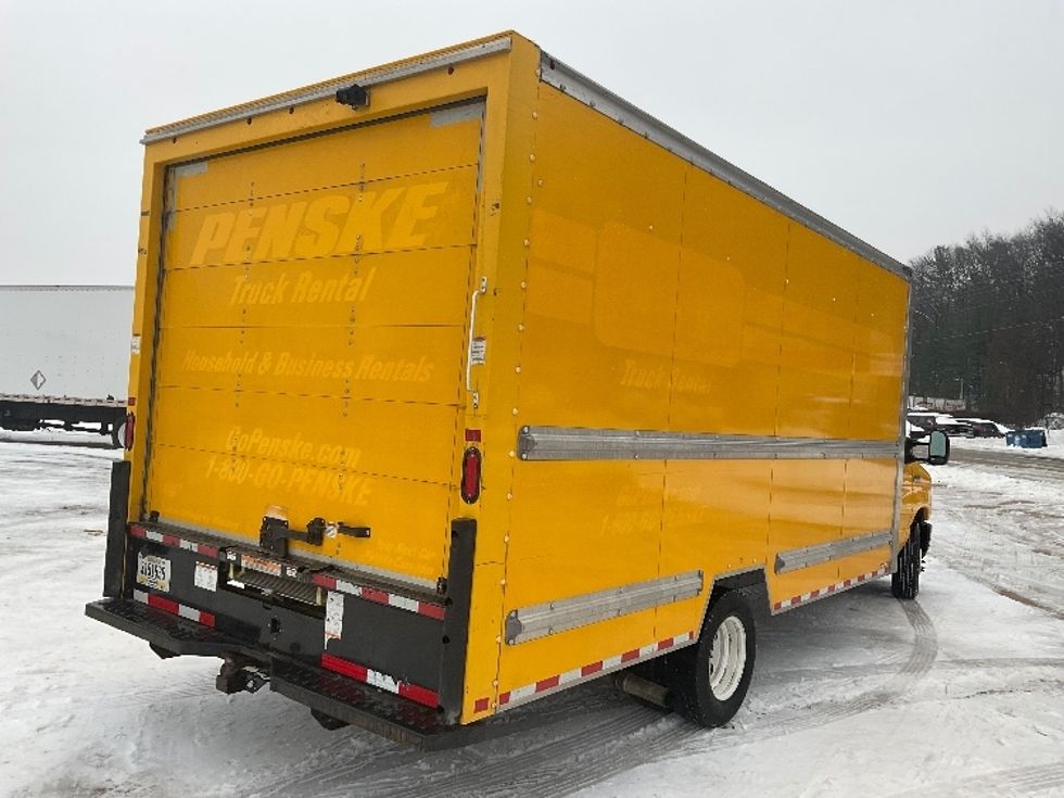 Light Duty Box Truck-Light and Medium Duty Trucks-Ford-2022-E350-Traverse City-MI-90,783\n\t\tmiles-$ 28,750 - Image 13