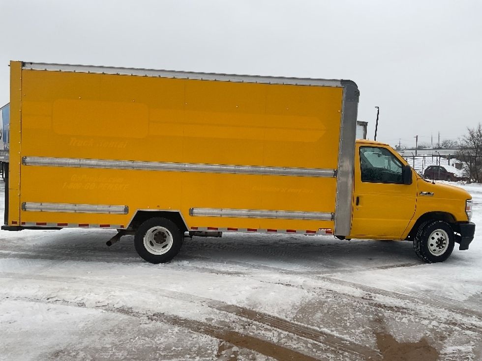 Light Duty Box Truck-Light and Medium Duty Trucks-Ford-2022-E350-Traverse City-MI-90,783\n\t\tmiles-$ 28,750 - Image 15