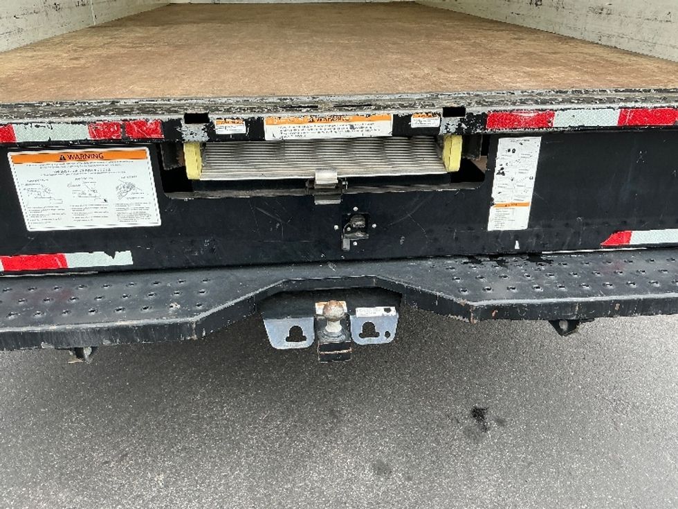 Light Duty Box Truck-Light and Medium Duty Trucks-Ford-2022-E350-Tucson-AZ-100,823\n\t\tmiles-$ 28,000 - Image 9