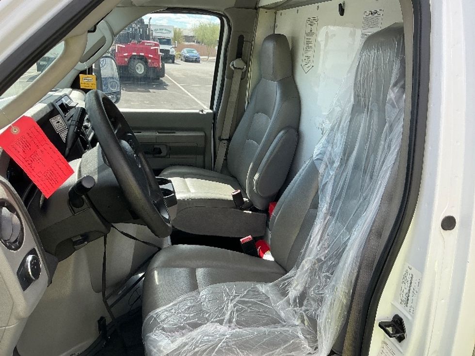 Light Duty Box Truck-Light and Medium Duty Trucks-Ford-2022-E350-Tucson-AZ-109,955\n\t\tmiles-$ 15,500 - Image 20