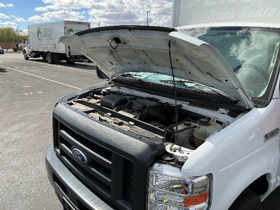 Light Duty Box Truck-Light and Medium Duty Trucks-Ford-2022-E350-Tucson-AZ-109,955\n\t\tmiles-$ 15,500 - Image 24