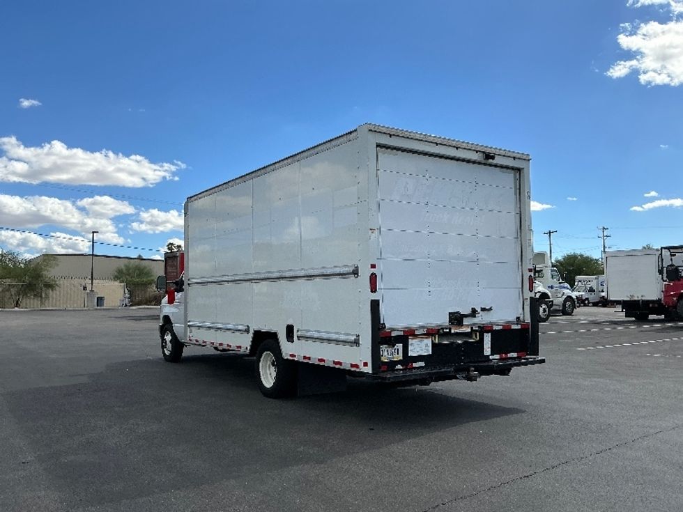 Light Duty Box Truck-Light and Medium Duty Trucks-Ford-2022-E350-Tucson-AZ-109,955\n\t\tmiles-$ 15,500 - Image 6