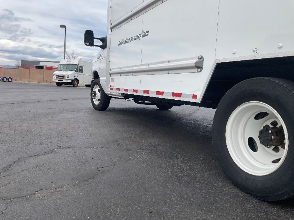 Light Duty Box Truck-Light and Medium Duty Trucks-Ford-2022-E350-Tucson-AZ-97,425\n\t\tmiles-$ 33,500 - Image 5