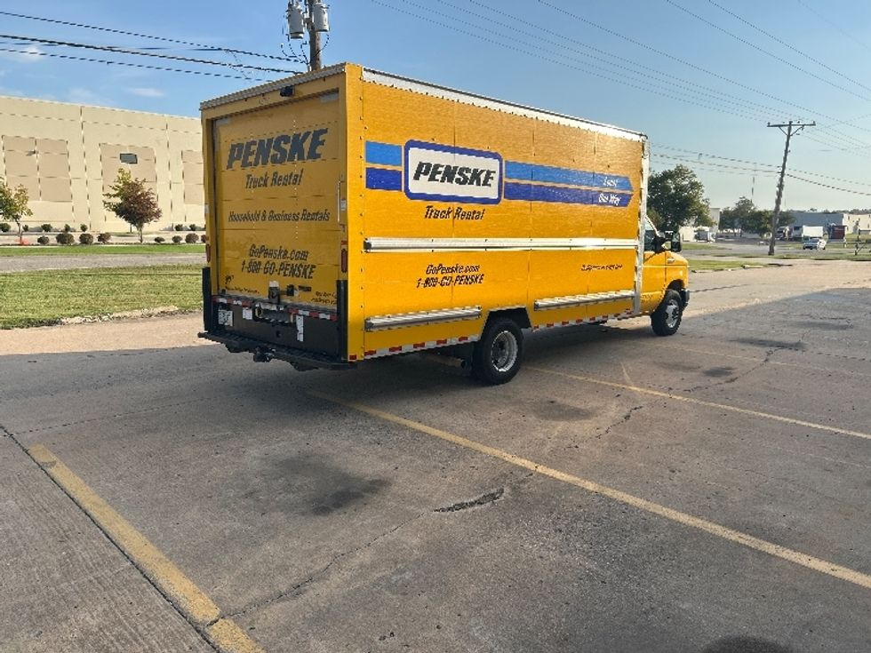 Light Duty Box Truck-Light and Medium Duty Trucks-Ford-2022-E350-Tulsa-OK-104,876\n\t\tmiles-$ 26,000 - Image 13