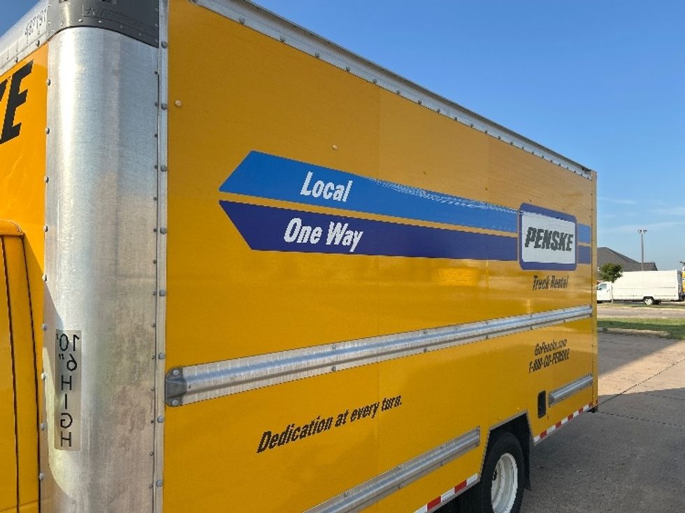 Light Duty Box Truck-Light and Medium Duty Trucks-Ford-2022-E350-Tulsa-OK-104,876\n\t\tmiles-$ 26,000 - Image 25