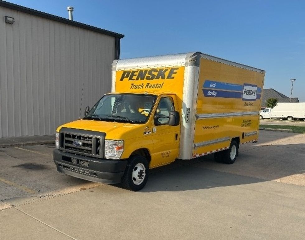 Light Duty Box Truck-Light and Medium Duty Trucks-Ford-2022-E350-Tulsa-OK-104,876\n\t\tmiles-$ 26,000 - Image 3