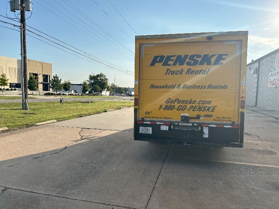 Light Duty Box Truck-Light and Medium Duty Trucks-Ford-2022-E350-Tulsa-OK-104,876\n\t\tmiles-$ 26,000 - Image 7