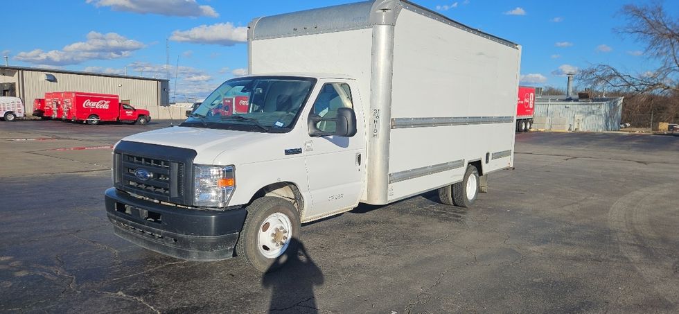 Light Duty Box Truck-Light and Medium Duty Trucks-Ford-2022-E350-Tulsa-OK-105,443\n\t\tmiles-$ 30,000 - Image 3
