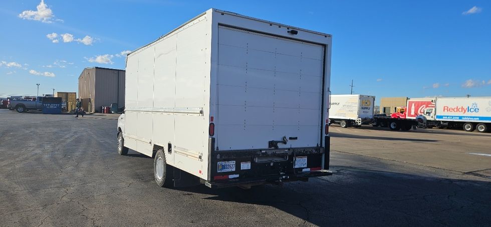 Light Duty Box Truck-Light and Medium Duty Trucks-Ford-2022-E350-Tulsa-OK-105,443\n\t\tmiles-$ 30,000 - Image 6