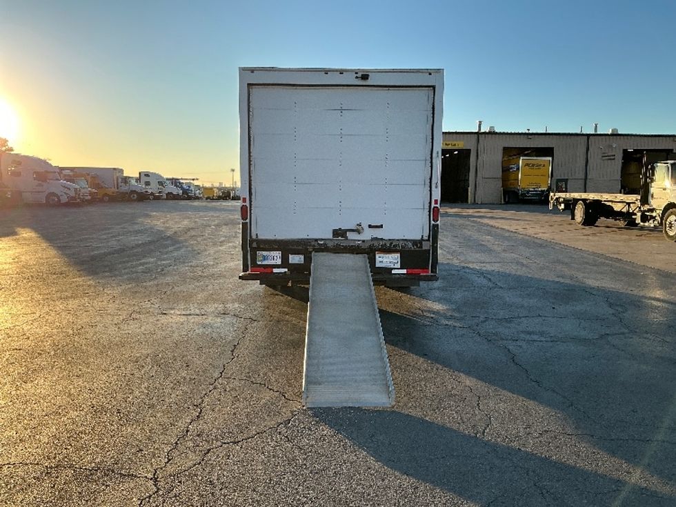 Light Duty Box Truck-Light and Medium Duty Trucks-Ford-2022-E350-Tulsa-OK-105,443\n\t\tmiles-$ 30,000 - Image 9