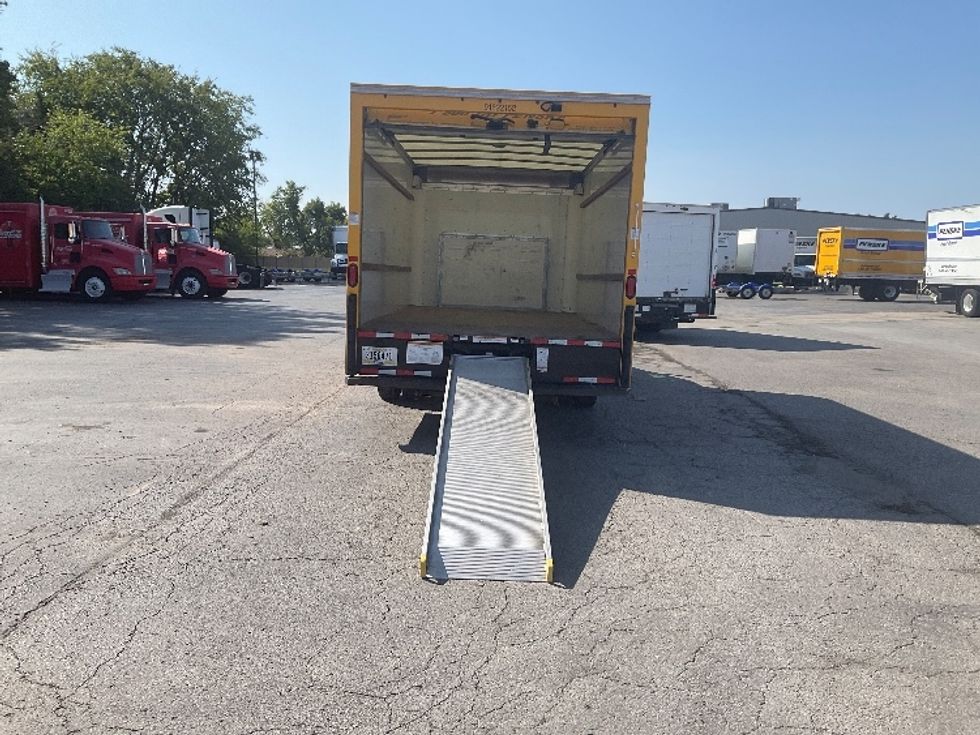 Light Duty Box Truck-Light and Medium Duty Trucks-Ford-2022-E350-Tulsa-OK-114,388\n\t\tmiles-$ 23,500 - Image 9