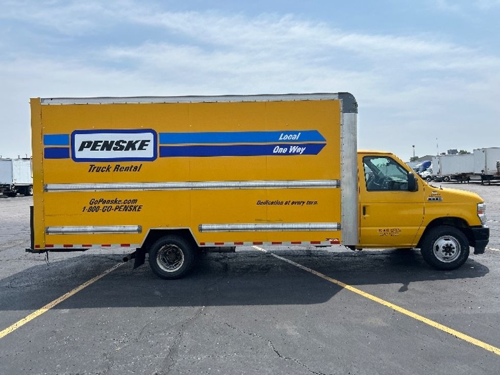 Light Duty Box Truck-Light and Medium Duty Trucks-Ford-2022-E350-Tulsa-OK-89,903\n\t\tmiles-$ 28,500 - Image 15