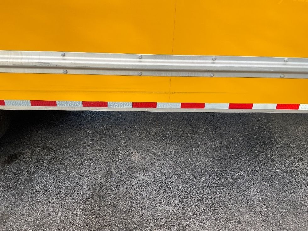 Light Duty Box Truck-Light and Medium Duty Trucks-Ford-2022-E350-Tulsa-OK-96,263\n\t\tmiles-$ 28,250 - Image 26