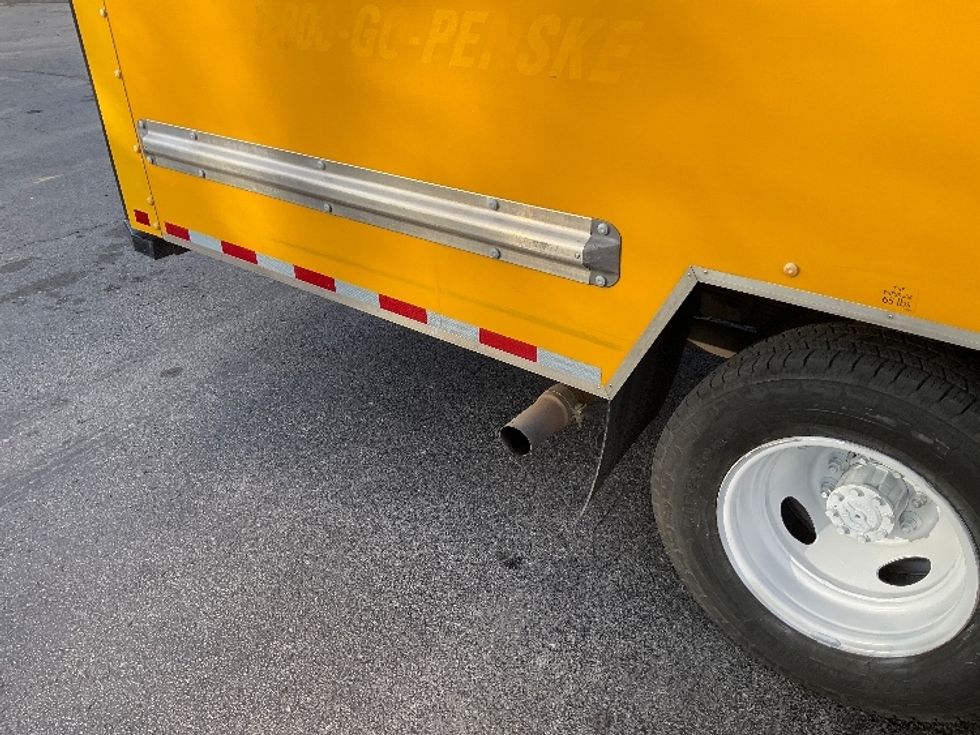 Light Duty Box Truck-Light and Medium Duty Trucks-Ford-2022-E350-Tulsa-OK-96,263\n\t\tmiles-$ 28,250 - Image 27