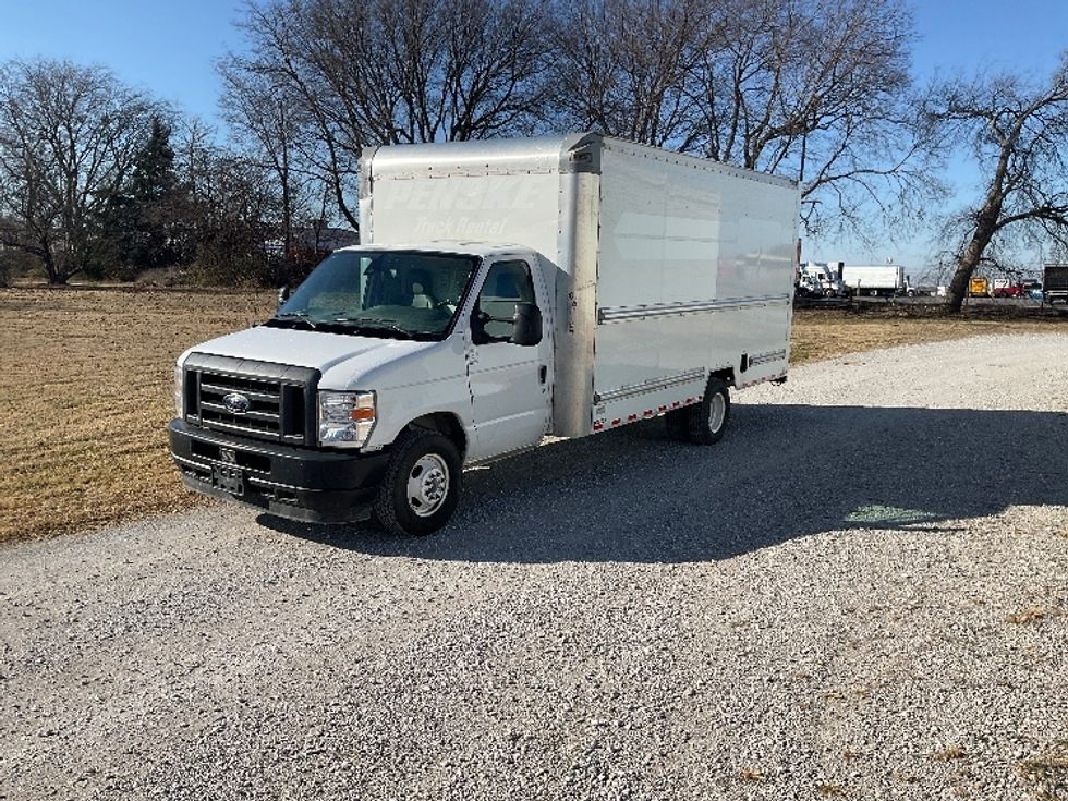 Light Duty Box Truck-Light and Medium Duty Trucks-Ford-2022-E350-Tulsa-OK-96,759\n\t\tmiles-$ 31,250 - Image 3