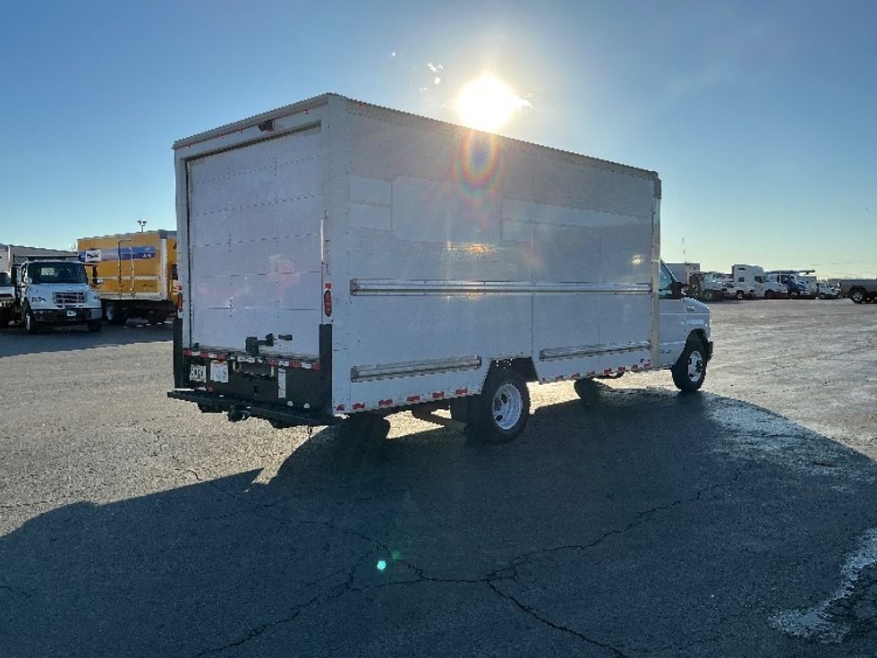Light Duty Box Truck-Light and Medium Duty Trucks-Ford-2022-E350-Tulsa-OK-99,587\n\t\tmiles-$ 30,750 - Image 13